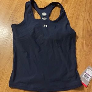 Brand new women’s Under Armour built in bra tank